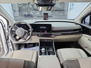 더 뉴 카니발 4세대